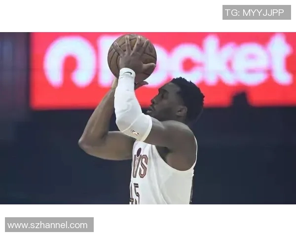 阿奴诺比狂砍32分助力尼克斯送太阳六连败布克虽拼尽全力仍难救主